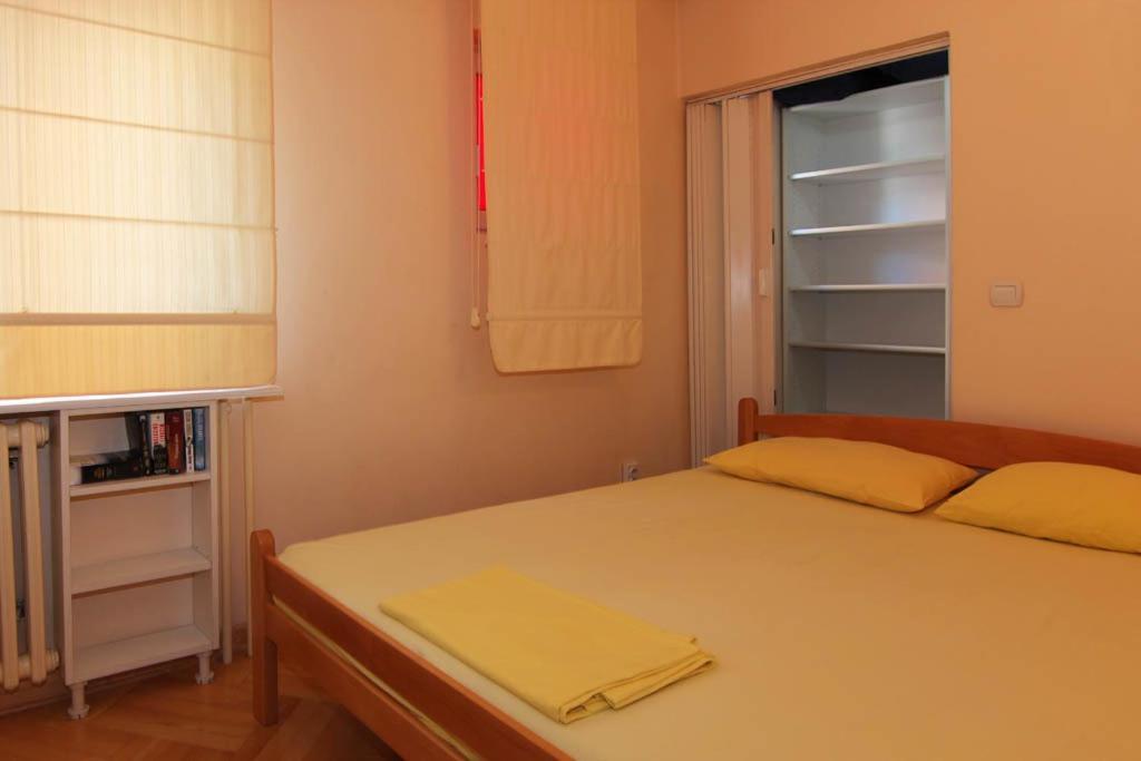 Central Apartments Belgrado Kamer foto