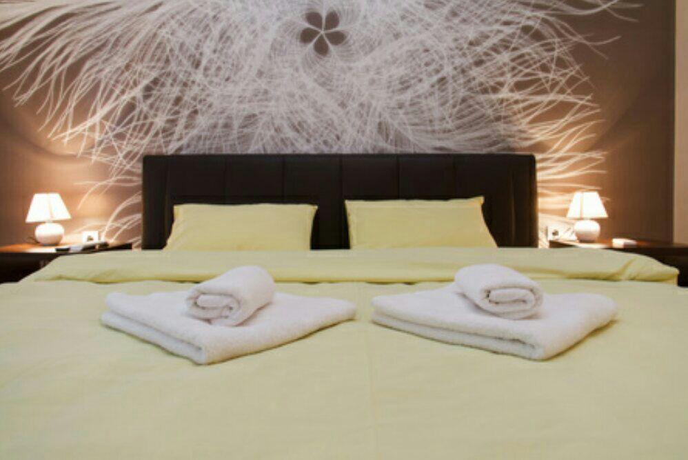 Central Apartments Belgrado Buitenkant foto
